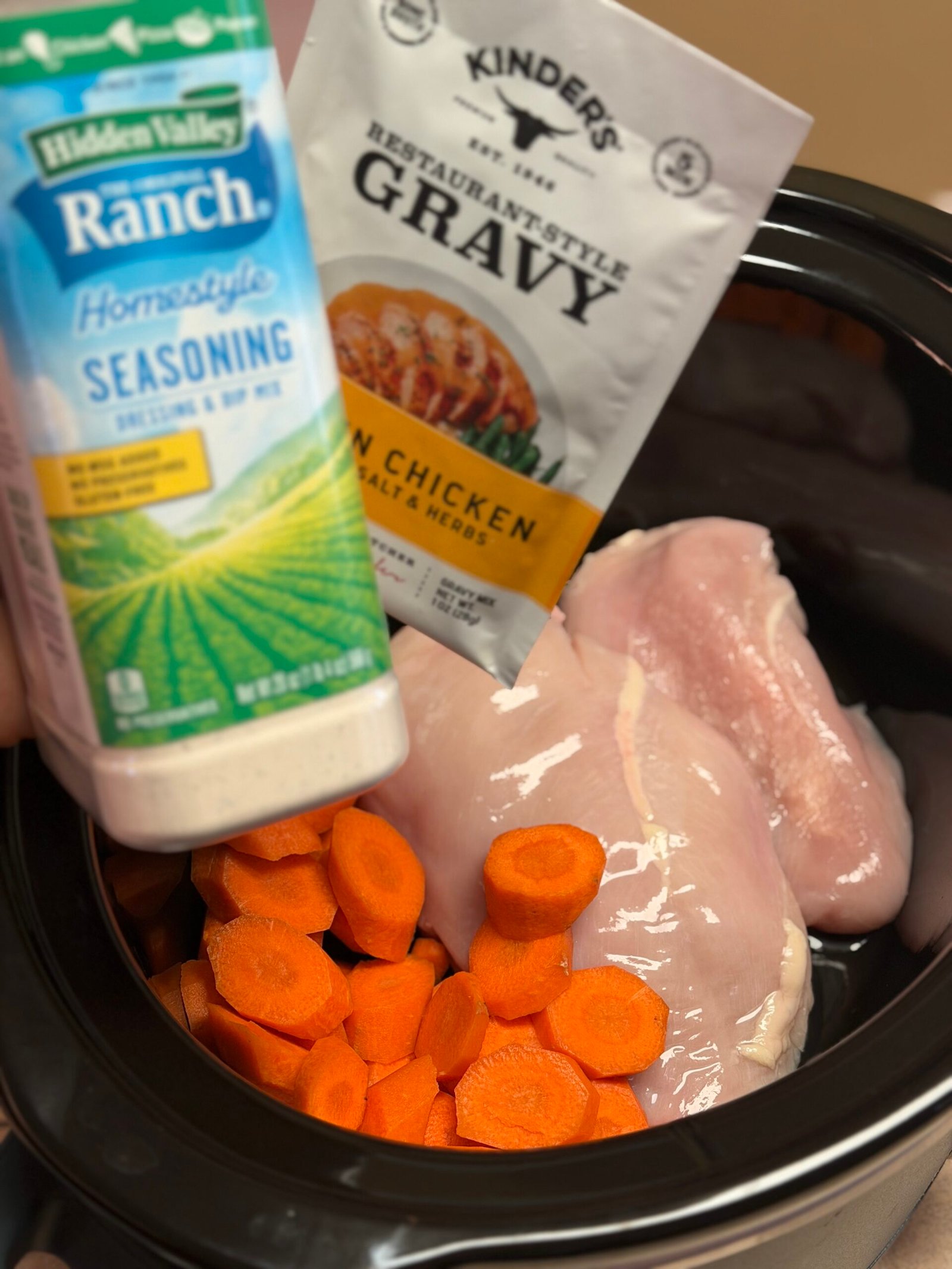 Easy Slow Cooker Chicken and Gravy ingredients